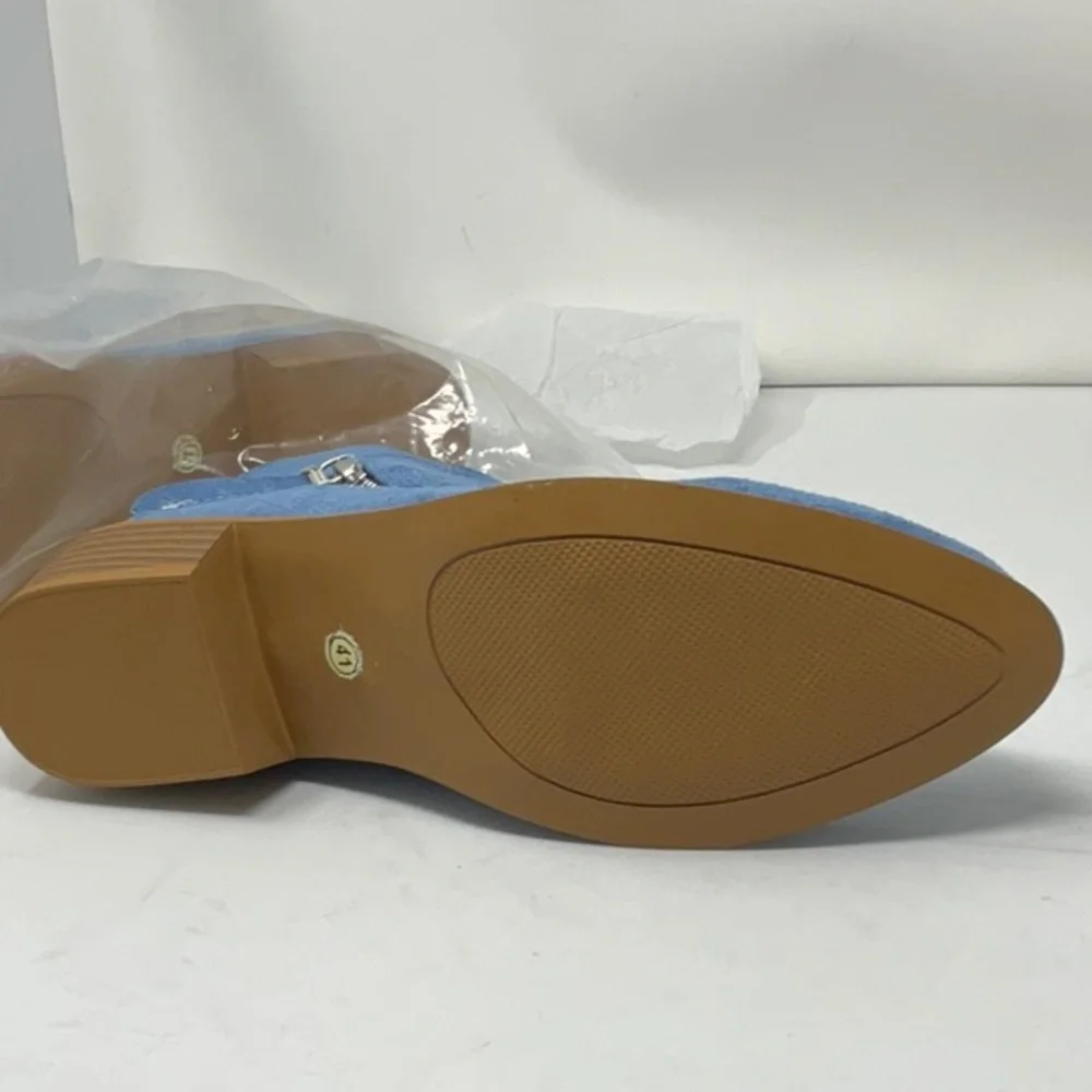 NWOT women’s denim corduroy texture ankle boots, size 8.5 - Picture 3 of 4